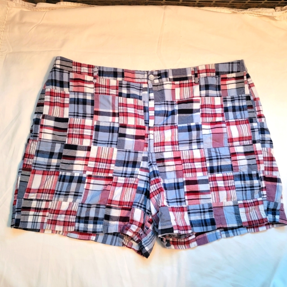 22W Croft&Barrow Red Plaid Womens Shorts
